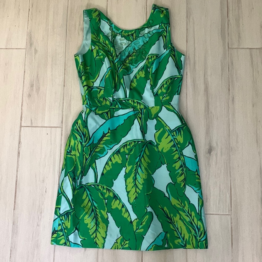 Vineyard vines dress